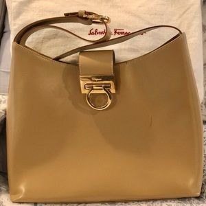 Ferragamo leather pocketbook
